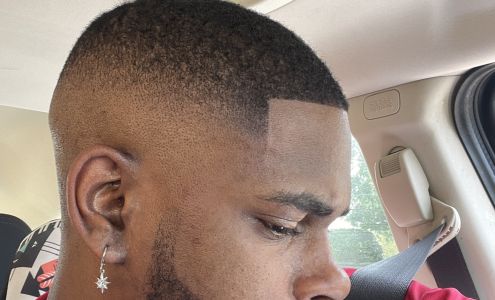 GodBody CUTs ( Inside Unique Barbershop ) 910 Knox Abbott Dr, Cayce South Carolina 29033