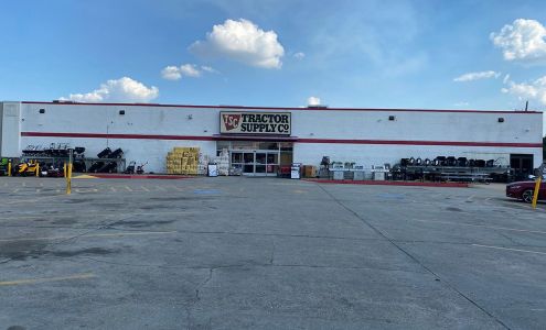 Tractor Supply Plaquemine