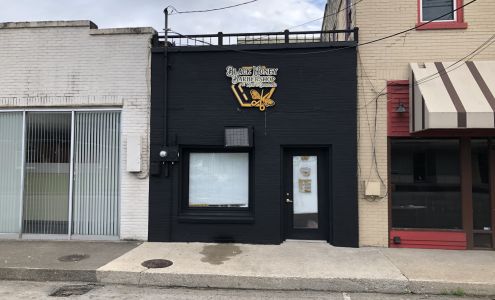 Black Honey Barbershop and Men’s Grooming 117 Court House Square, Liberty Kentucky 42539