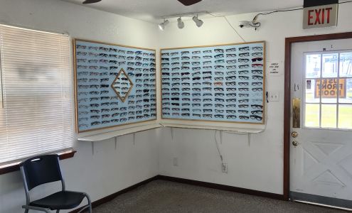 25 Dollar Optical 912 Nederland Ave, Nederland Texas 77627