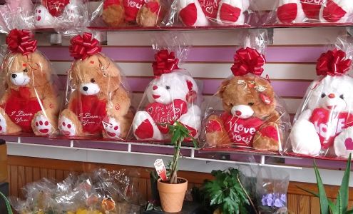 Saritas Flowers & Gifts