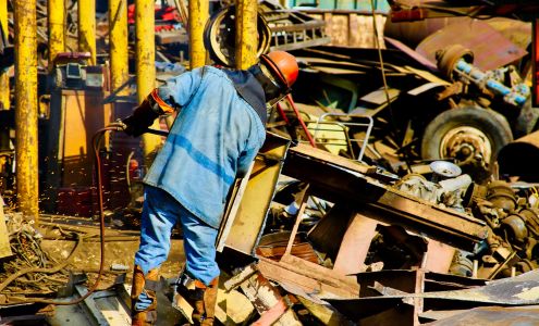 Jeff's Auto Wrecking | Cash for Vehicles, Farm Machinery & Metals 33132 560th Ave, Grove City Minnesota 56243