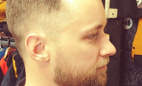 NOMADS BARBER & SHOP