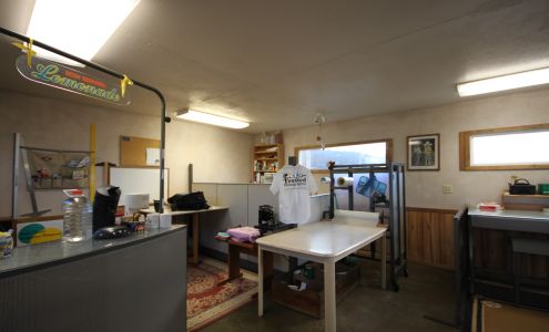 Jake's Design Shop 1350 Good Day Cir, Kuna Idaho 83634