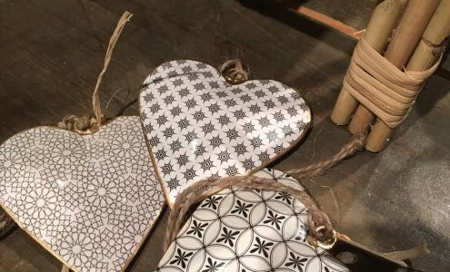 Fleuriste Shawinigan-Sud 1605 105e Ave, Shawinigan-Sud Quebec G9P 1M8