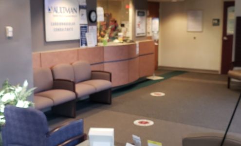 UPS Neurology Center