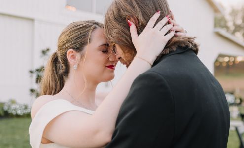 Yennifer Lopez Photography LLC