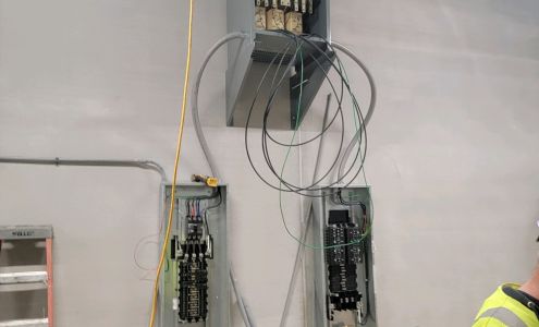 Foxx & Hounds Electric