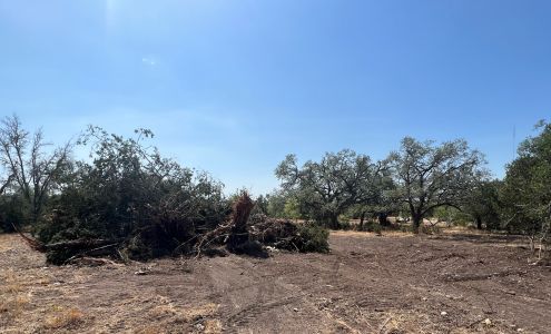 Two Saws Tree and Land 24230 US-290, Harper Texas 78631