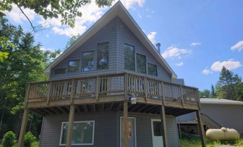 Right Side Roofing & Renovations