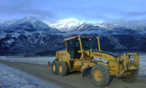 Yellow Iron Excavating & Waste Removal 4300 Leeper Ln, Wilson Wyoming 83014