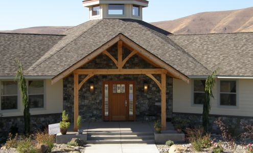 Cougar Creek Timber Frame 68 Davis Lake Ranch Rd, Winthrop Washington 98862