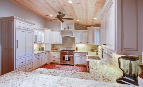 CraftMark Custom Cabinets 773 Whippowill Lane, Clarkesville Georgia 30523