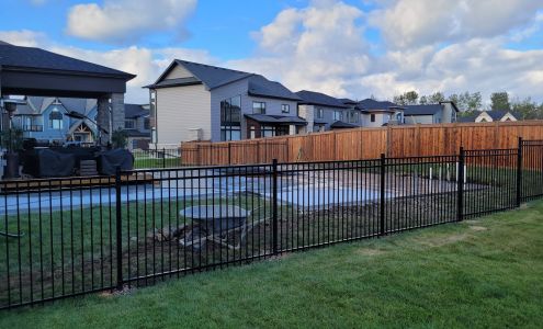 Father and Sons Fence and Deck