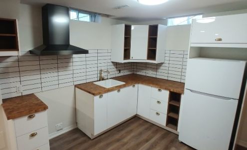 Deomax Group - Garden Suites and Additions Mississauga 3662 Denburn Pl, Mississauga Ontario L4X 2R2