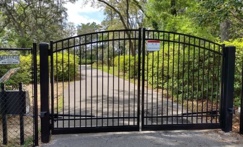 Meredith Fence Company, LLC