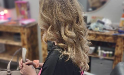 Blunt Cutz 4002 S 7th St, Terre Haute Indiana 47802