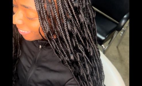 Mia Styles hair Studio