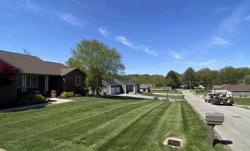 R & R Landscaping And Snow Removal 59 Weir Rd, Thompson Manitoba R8N 1X6