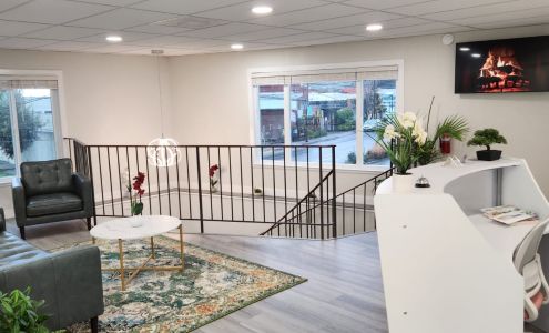 Oakland Salon Suites