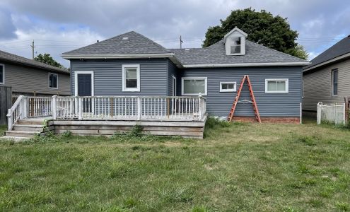 Matt's Renos 18 McNaughton Ave, Wallaceburg Ontario N8A 1R8