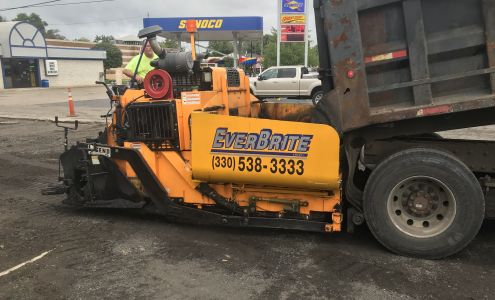 Everbrite Power Sweeping & Paving 12546 Mahoning Ave, North Jackson Ohio 44451