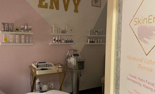 SKIN & BROW ENVY advanced esthetics 15314 Detroit Ave Suite 116, Lakewood Ohio 44107
