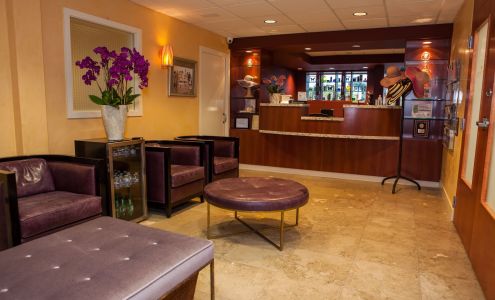 Dr. Andrea Hui Austin