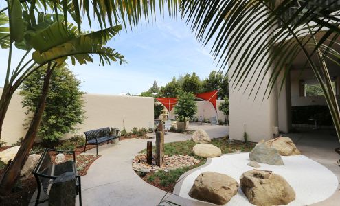 Hearst Cancer Resource Center - Dignity Health - French Hospital Medical Cener
