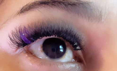 Lashes on Me, Please