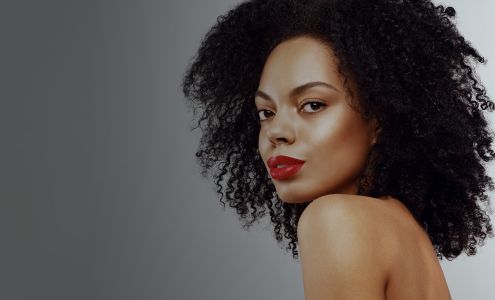 Nelly's Pro Finish Beauty Cuts & braiding