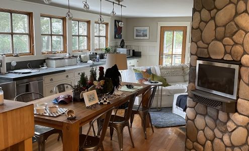 Michael Cummings Painting 59 Salt Meadow Waye, Marshfield Massachusetts 02050