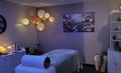 Universal Massage and Reiki