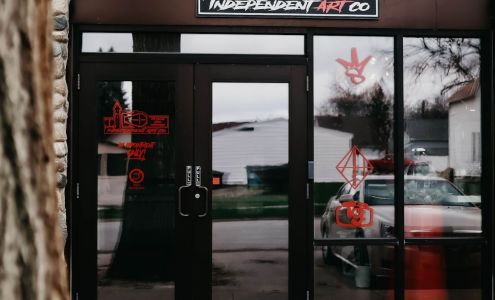 Independent Art Co. 24 W Park St Suite 3, Spencer Iowa 51301