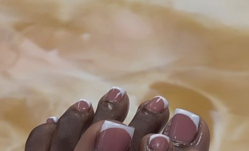 iVibes Nail & Beauty Bar