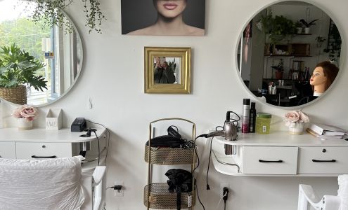 Flawless Hair Studio