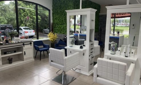 Socila beauty lounge