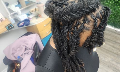 The Loc Shop 240 W Dixie Ave, Elizabethtown Kentucky 42701