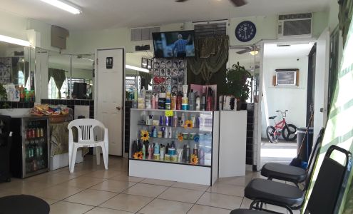 Rosi Beauty Salon 7414 Pacific Blvd, Walnut Park California 90255