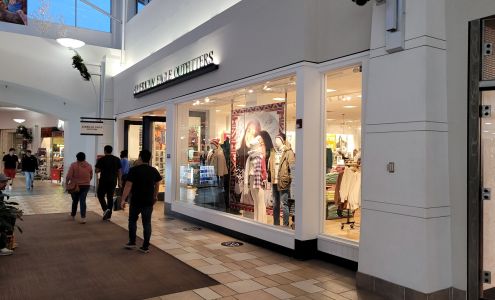 American Eagle Store