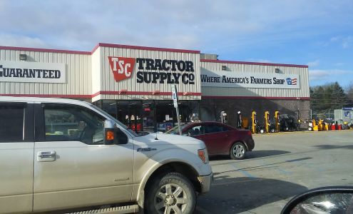 Tractor Supply Caro