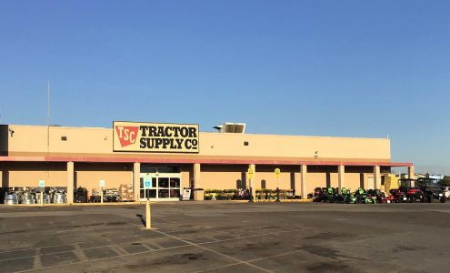 Tractor Supply Bristow