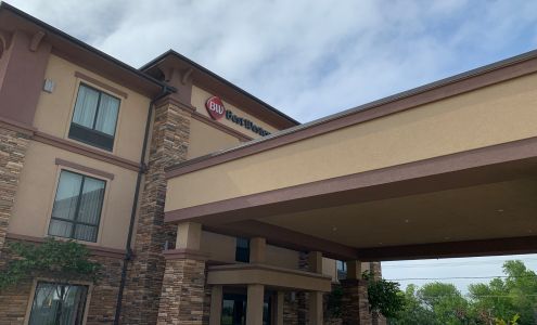 Best Western Plus Cushing Inn & Suites