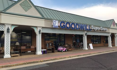 Goodwill Super Store - Fredericksburg