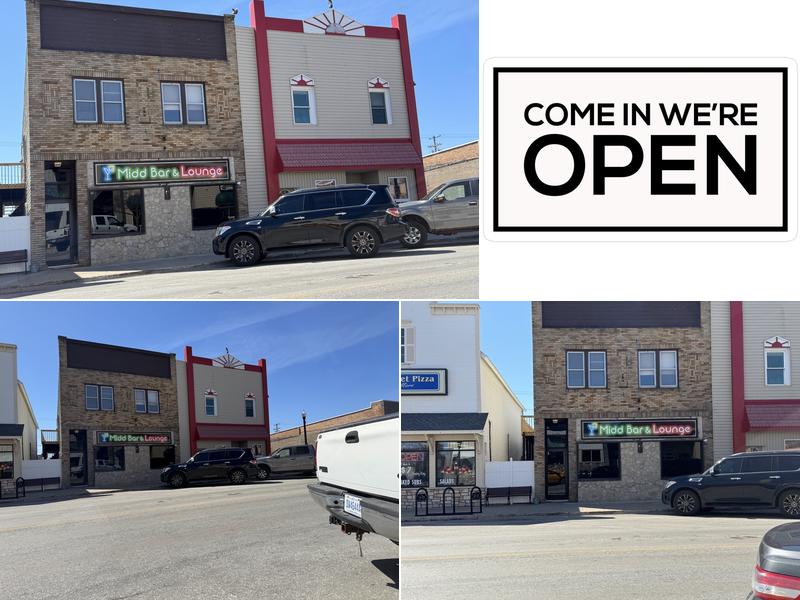 Midd Bar & Lounge 903 Delta Ave, Gladstone