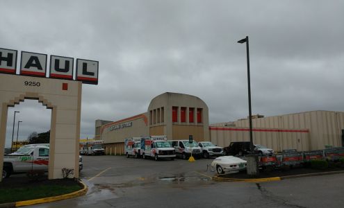 U-Haul Moving & Storage of Lenexa