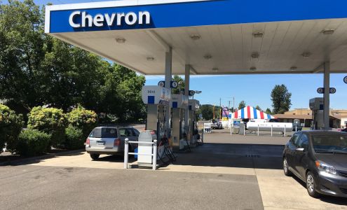 Chevron Cottage Grove
