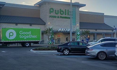 Publix Liquors at Oakbridge Centre