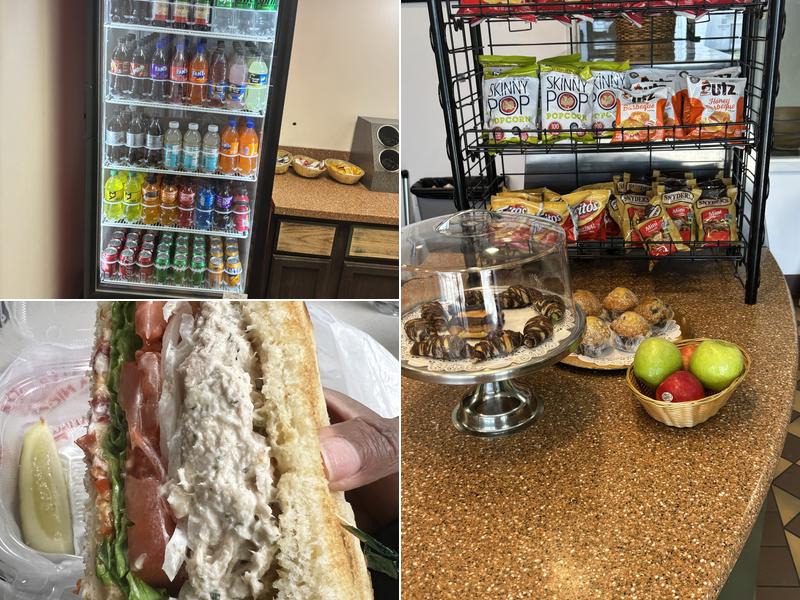 Gilroys Cafe 10830 Gilroy Rd, Hunt Valley