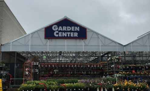 Lowe's Garden Center